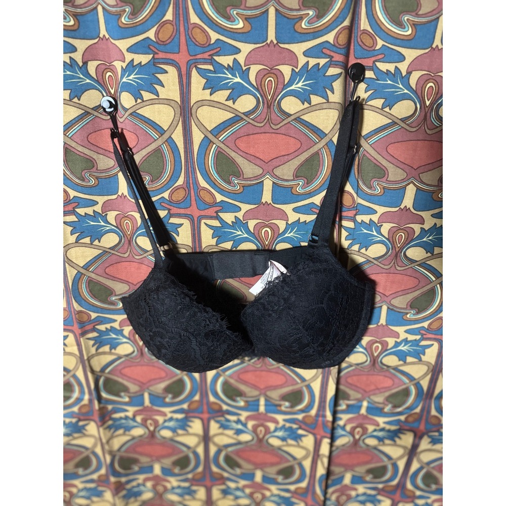 Victoria's‎ Secret Black Lace Push Up Bra 34D